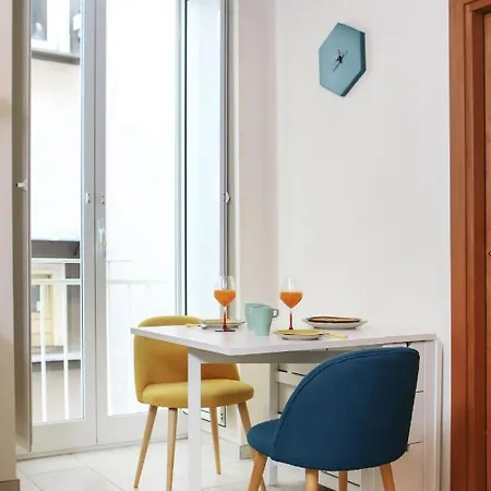 Appartamento Shabby Chic In The Vibrant Center Napoli